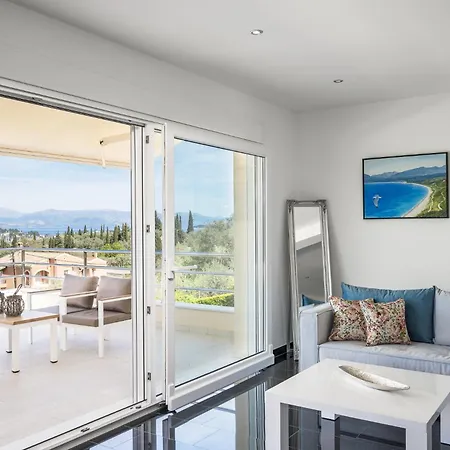 Euphoria Seaview Residences With Shared Pool By Konnect Gouvia Exterior photo