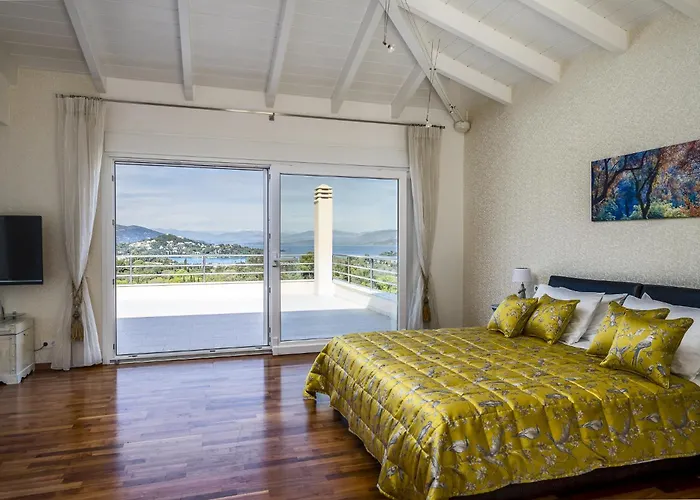 Euphoria Seaview Residences With Shared Pool By Konnect